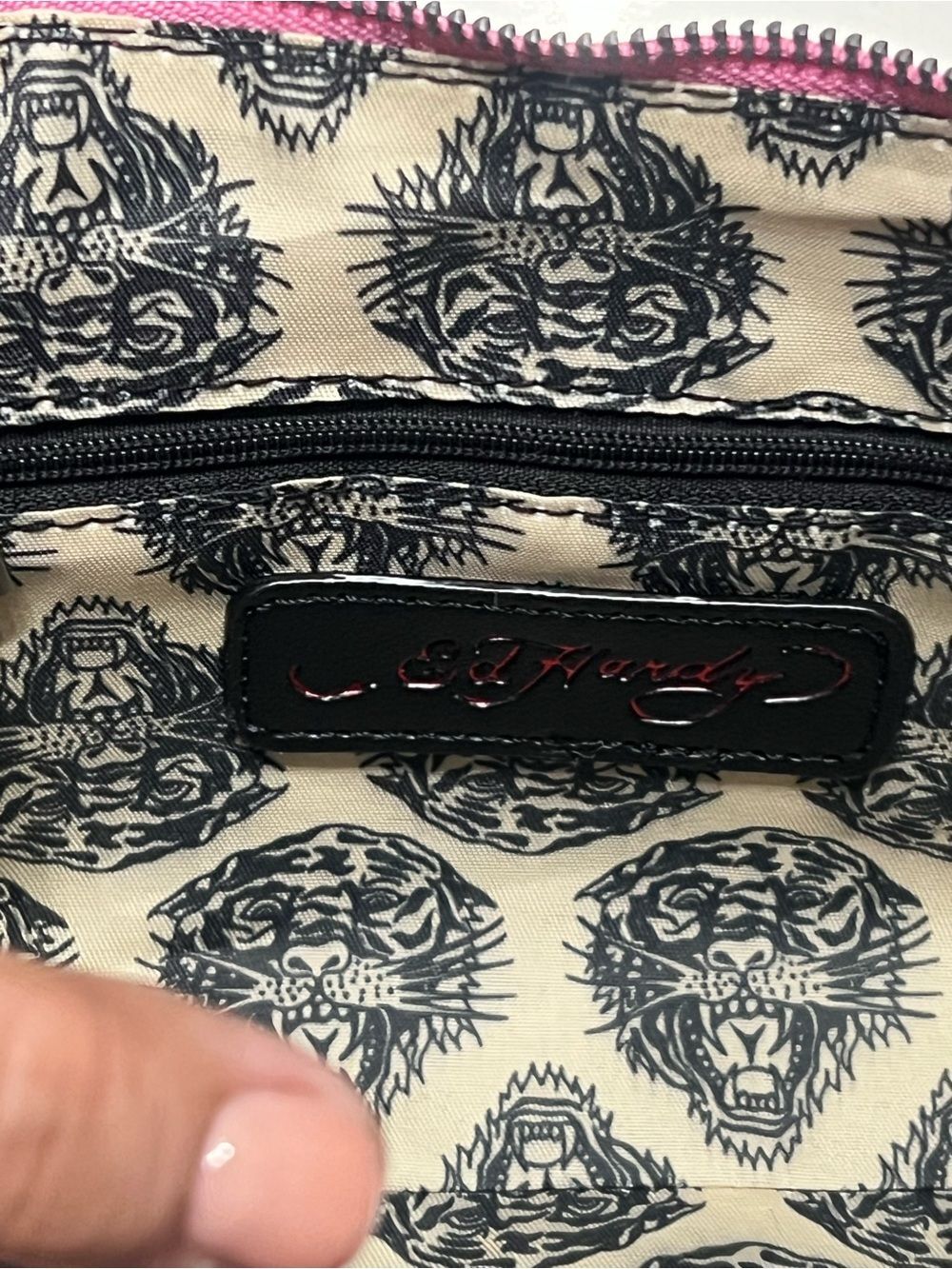 Ed Hardy Love Kills Slowly Pink Shoulder Bag NWT Y2K Skull Purse 10x5x2in - Picture 9 of 11